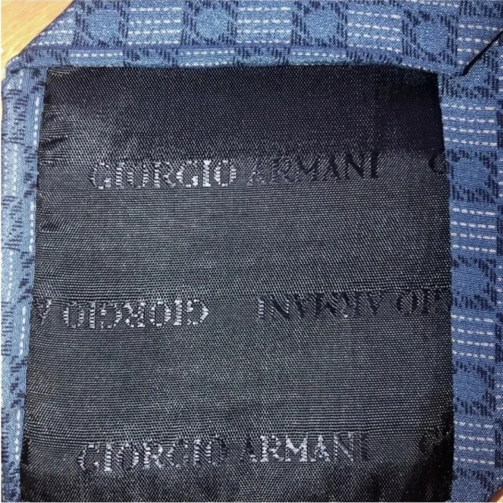 🔥ARMANI silk tie NEW STUNNING giftable price firm!
